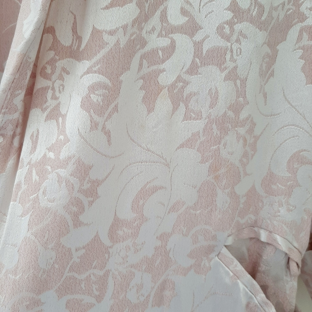 VICTORIA'S SECRET ROBE - Picture 10 of 14